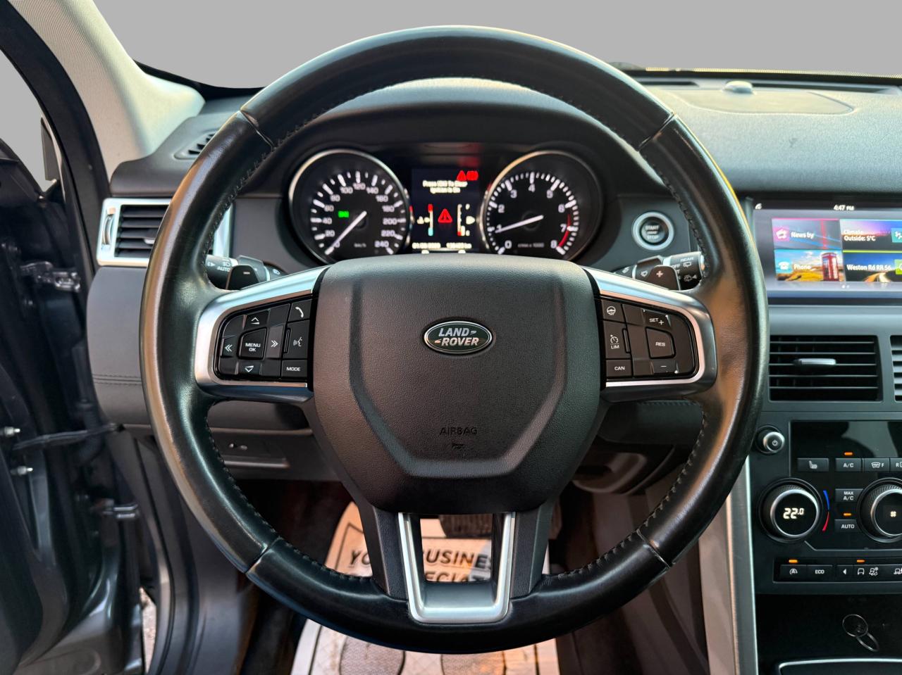 2016 Land Rover Discovery Sport 4WD 4dr HSE Photo