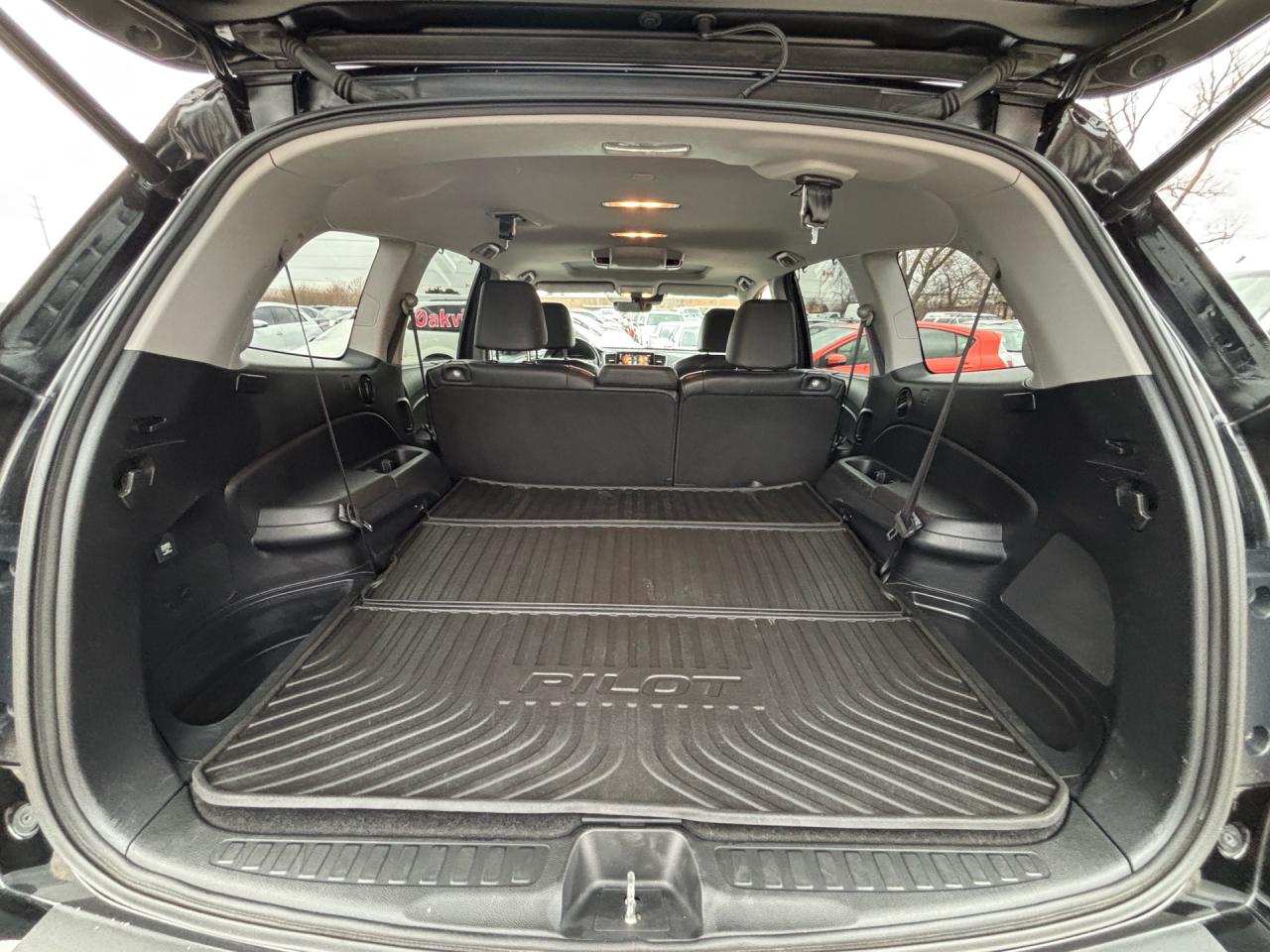 2019 Honda Pilot Touring 8-Passenger AWD Photo