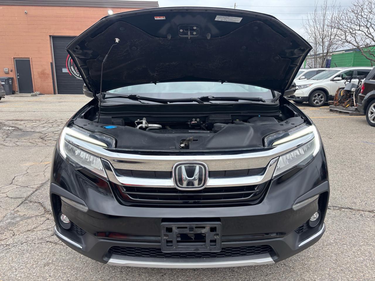 2019 Honda Pilot Touring 8-Passenger AWD Photo
