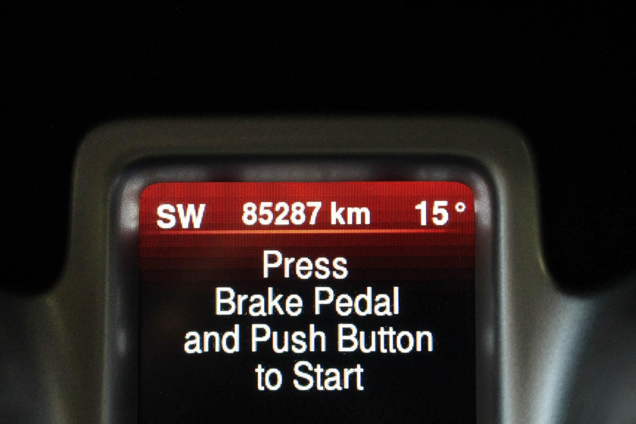 2016 Dodge Journey SXT/Limited LOW KMS - CLOTH UPHOLSTERY - CD PLAYER Photo