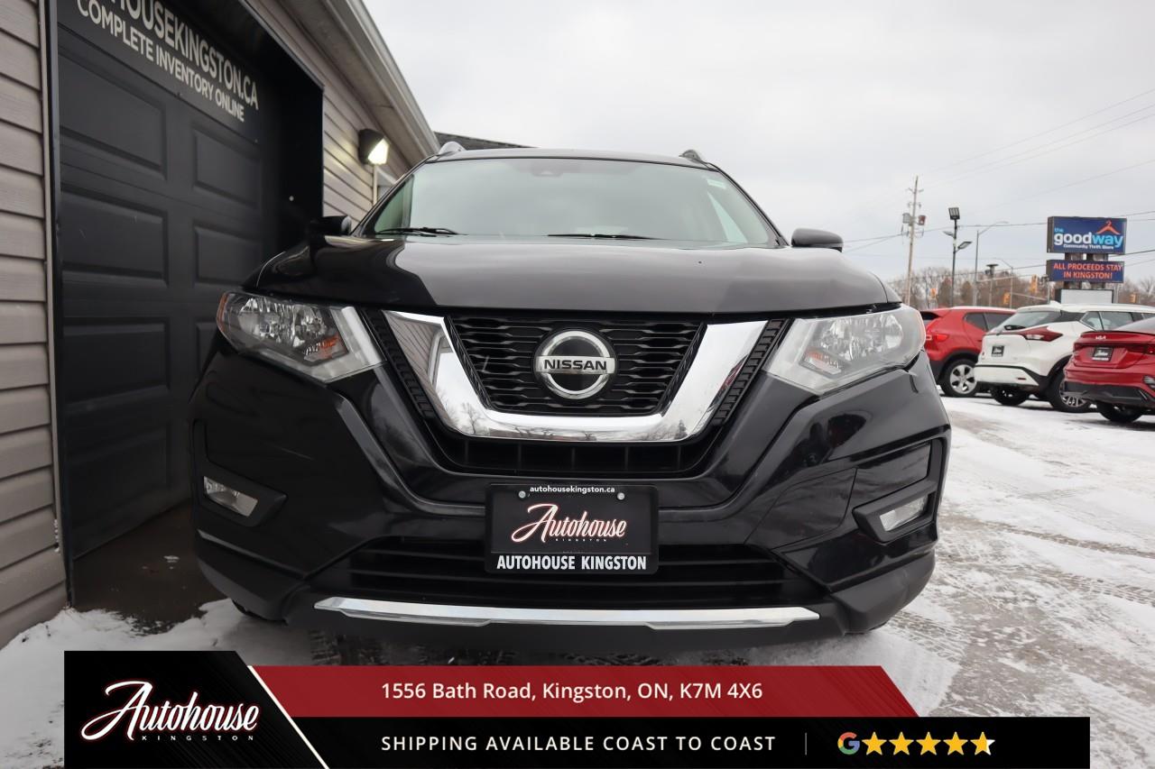2020 Nissan Rogue SV PANORAMIC SUNROOF - REMOTE START Photo2