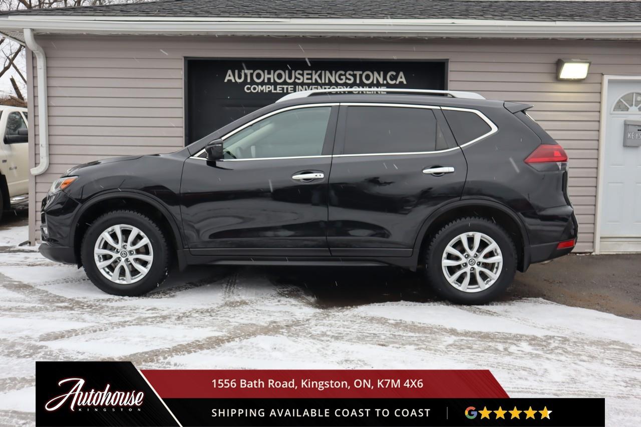 2020 Nissan Rogue SV PANORAMIC SUNROOF - REMOTE START Photo3