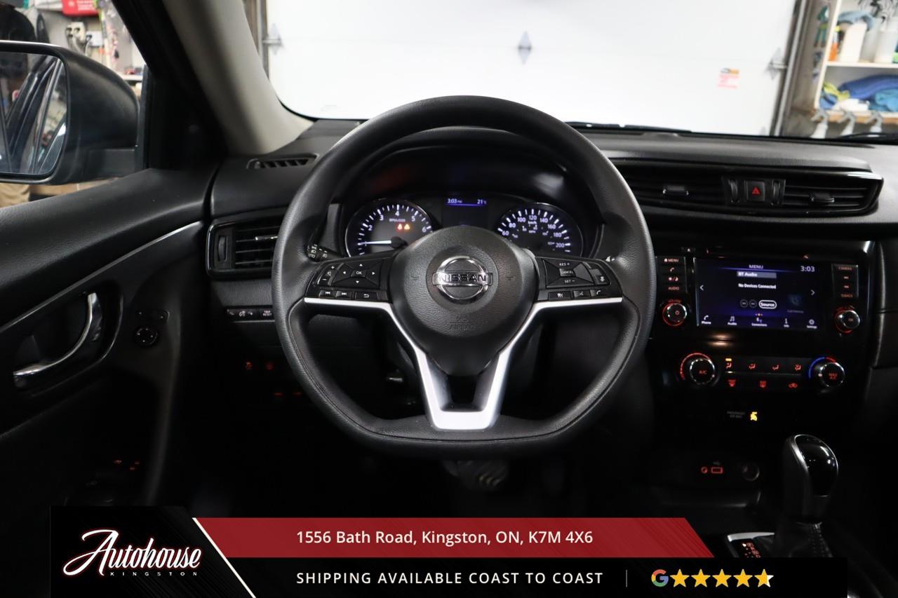 2020 Nissan Rogue SV PANORAMIC SUNROOF - REMOTE START Photo