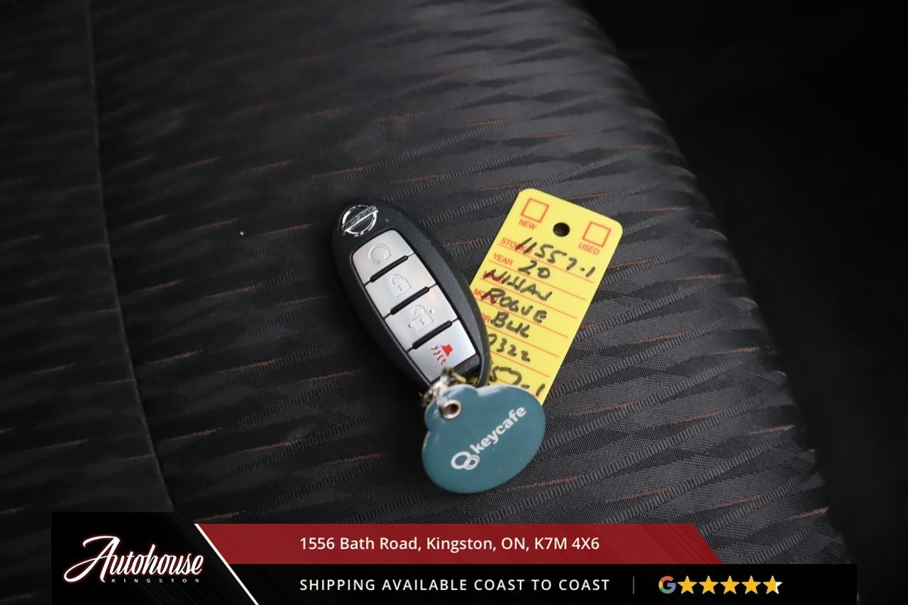 2020 Nissan Rogue SV PANORAMIC SUNROOF - REMOTE START Photo