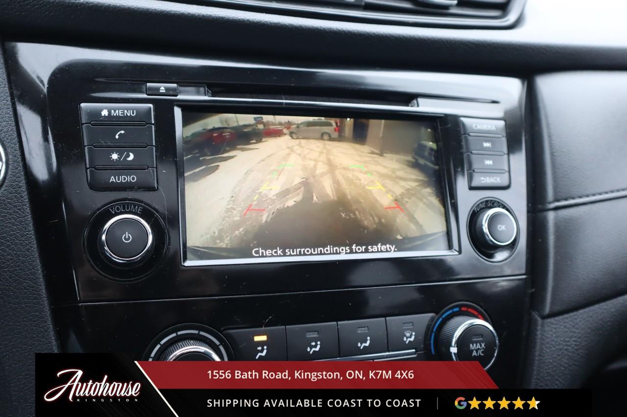 2020 Nissan Rogue SV PANORAMIC SUNROOF - REMOTE START Photo