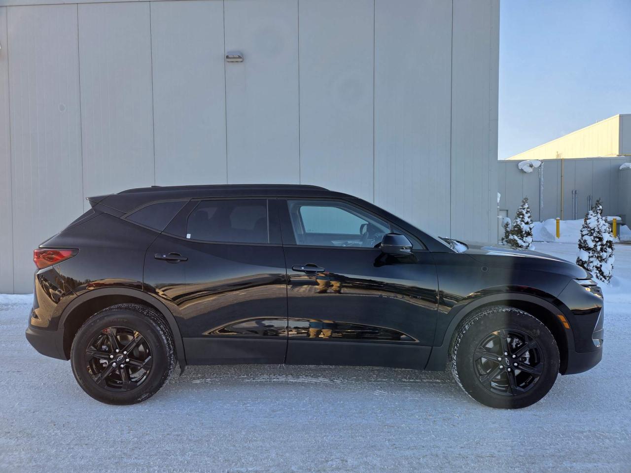 2025 Chevrolet Blazer LT Plus Package | Sport Edition | Black 18" Wheels Photo4