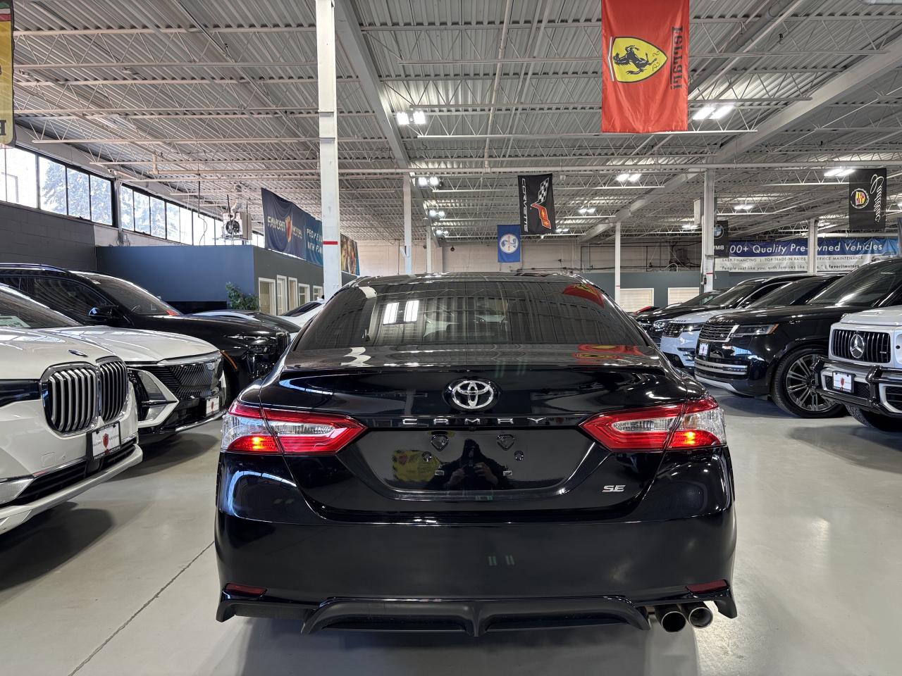 2020 Toyota Camry SE|ALLOYS|LEATHER|BACKUPCAMERA|HEATEDSEATS|+++ Photo