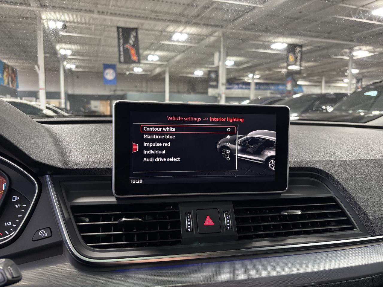 2018 Audi Q5 Technik|QUATTRO|S-TRONIC|CLUSTERNAV|AMBIENT|PANO|+ Photo