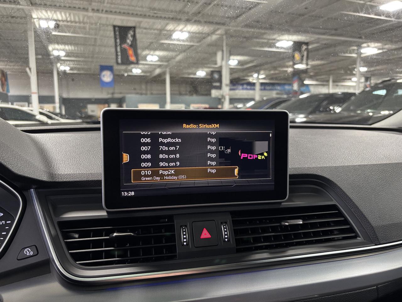 2018 Audi Q5 Technik|QUATTRO|S-TRONIC|CLUSTERNAV|AMBIENT|PANO|+ Photo