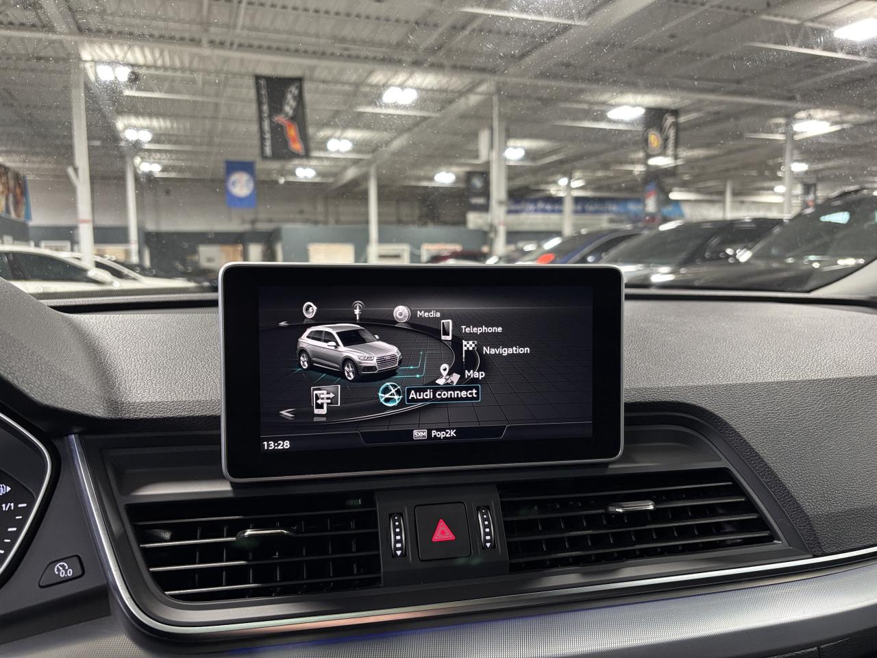 2018 Audi Q5 Technik|QUATTRO|S-TRONIC|CLUSTERNAV|AMBIENT|PANO|+ Photo