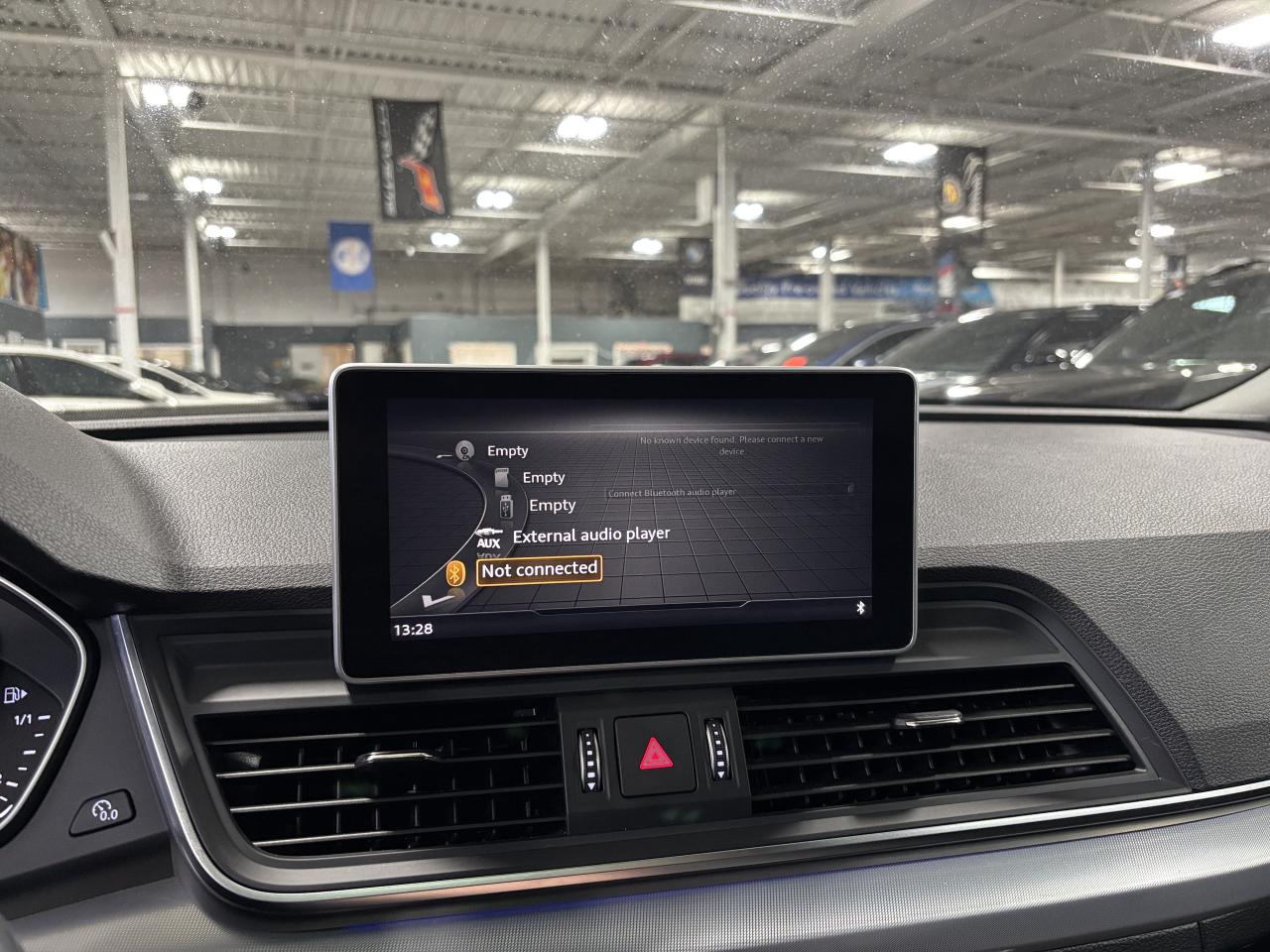 2018 Audi Q5 Technik|QUATTRO|S-TRONIC|CLUSTERNAV|AMBIENT|PANO|+ Photo