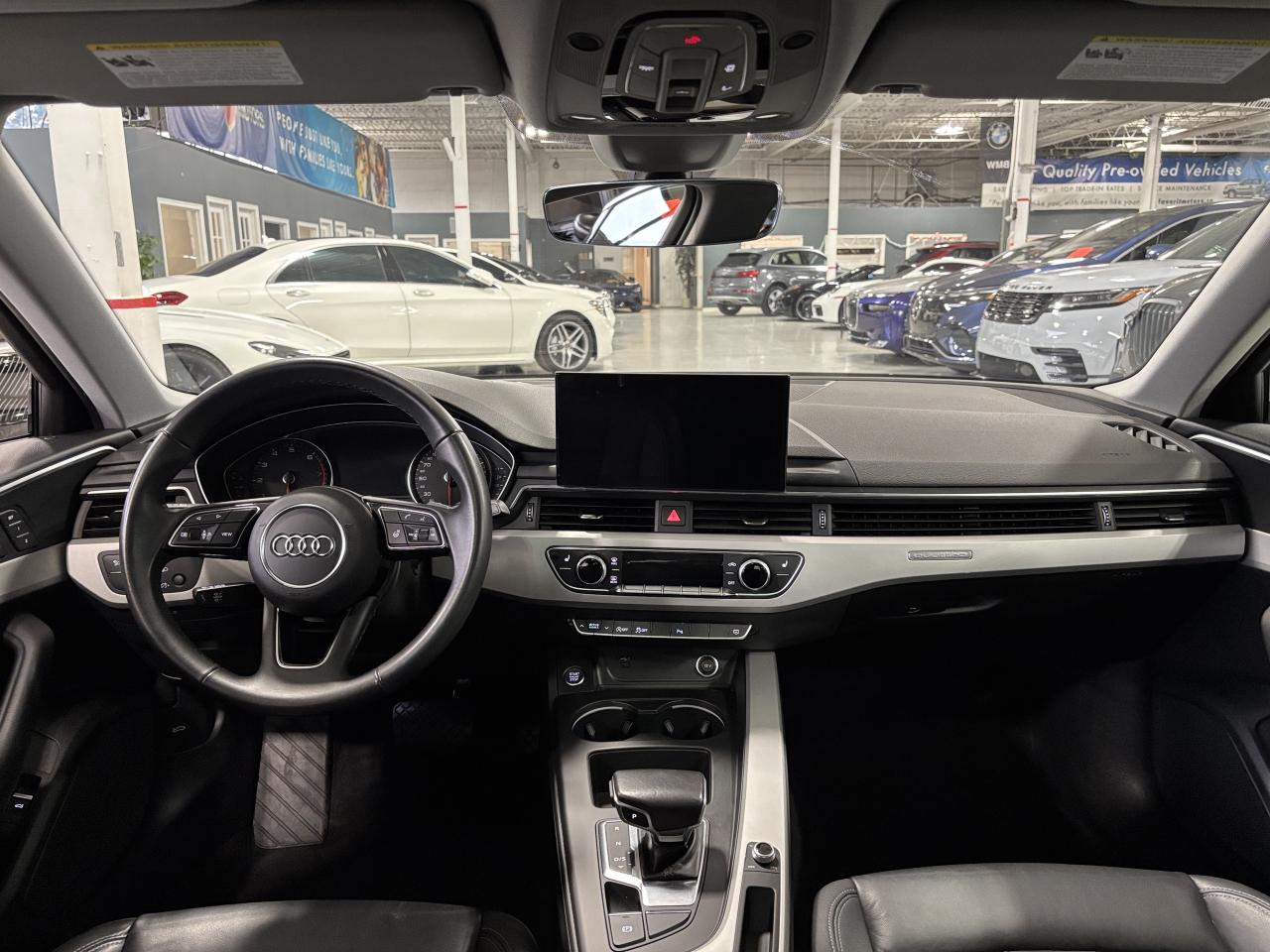 2023 Audi A4 Komfort|QUATTRO|ALLOYS|LEATHER|BACKUPCAM|SUNROOF|+ Photo