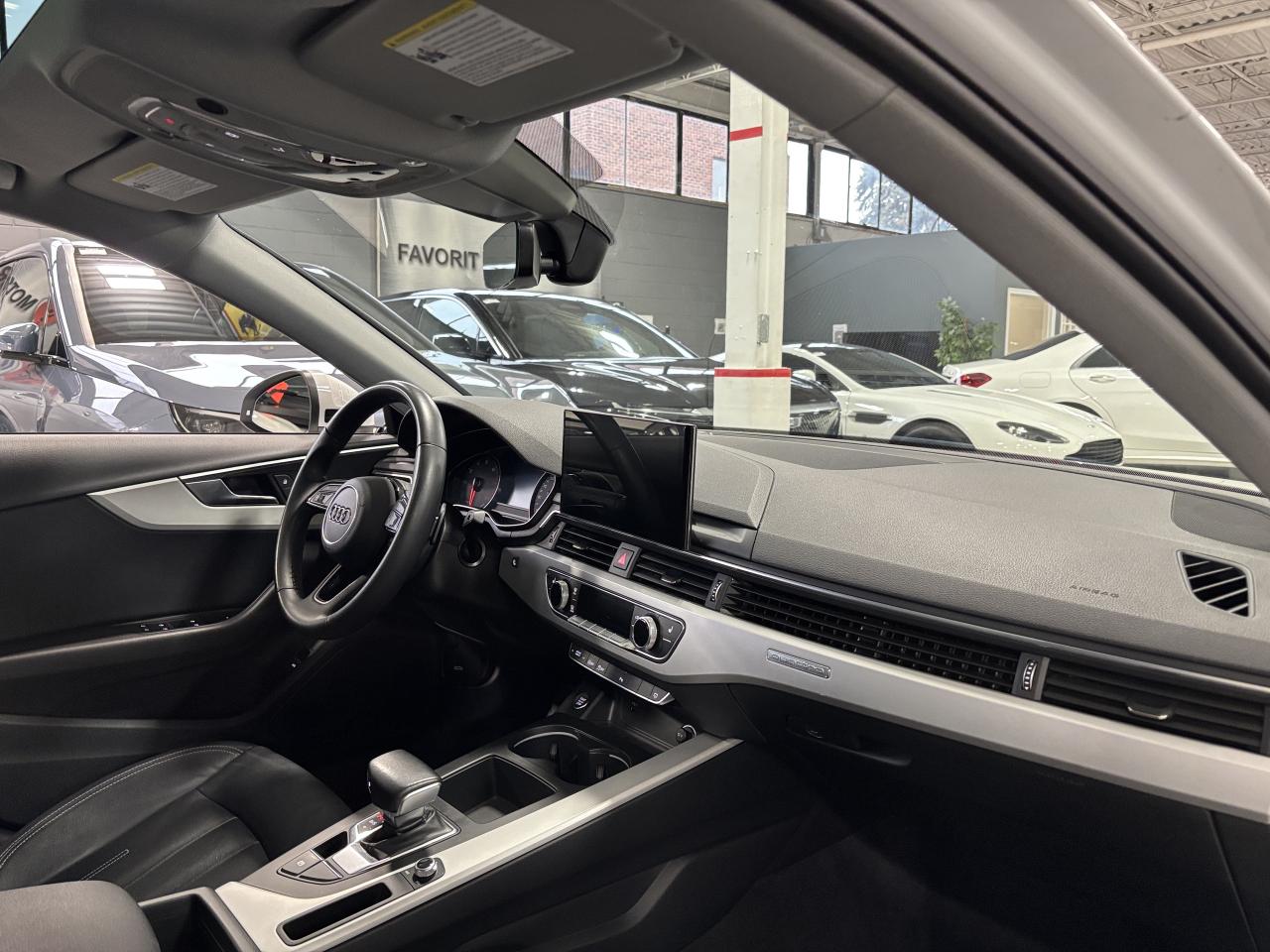 2023 Audi A4 Komfort|QUATTRO|ALLOYS|LEATHER|BACKUPCAM|SUNROOF|+ Photo