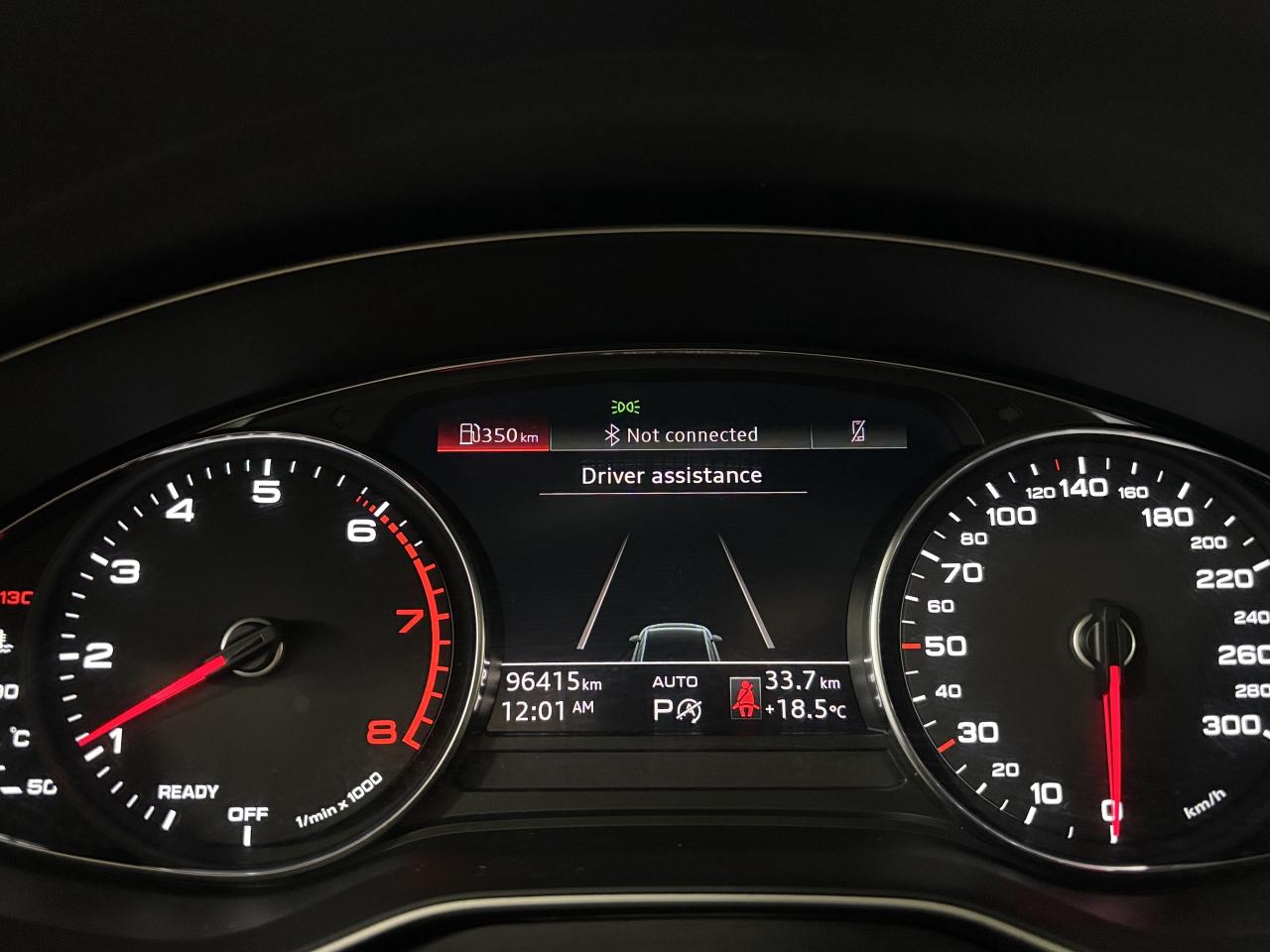 2023 Audi A4 Komfort|QUATTRO|ALLOYS|LEATHER|BACKUPCAM|SUNROOF|+ Photo