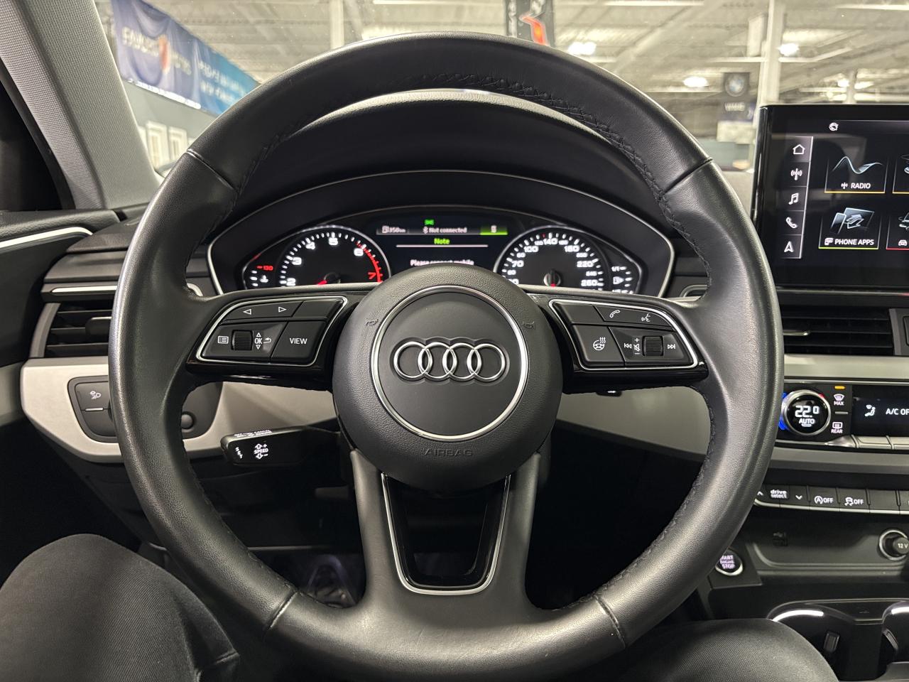 2023 Audi A4 Komfort|QUATTRO|ALLOYS|LEATHER|BACKUPCAM|SUNROOF|+ Photo