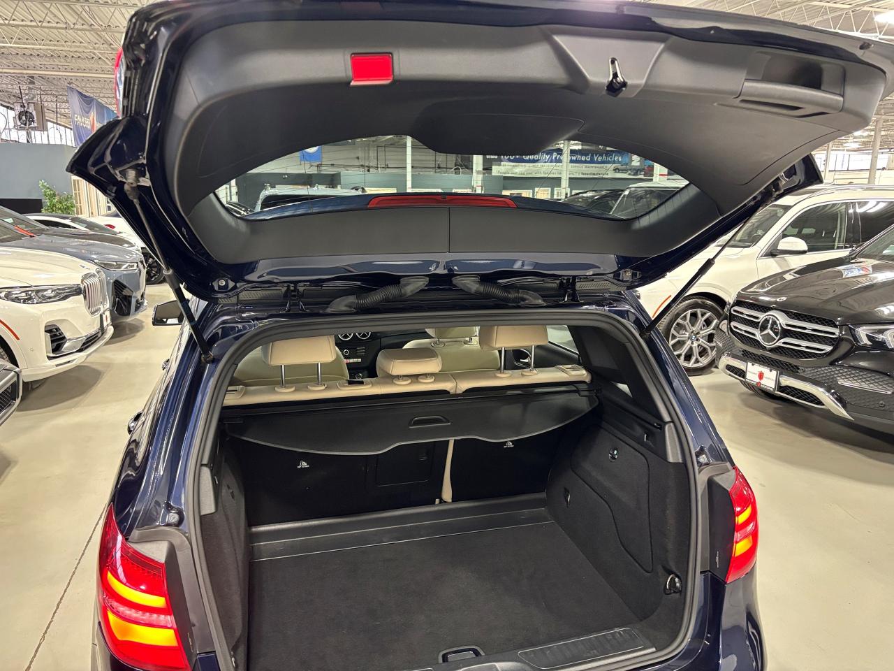 2018 Mercedes-Benz B-Class B250|4MATIC|SPORTSTOURER|NAV|CREAMLEATHER|SUNROOF| Photo