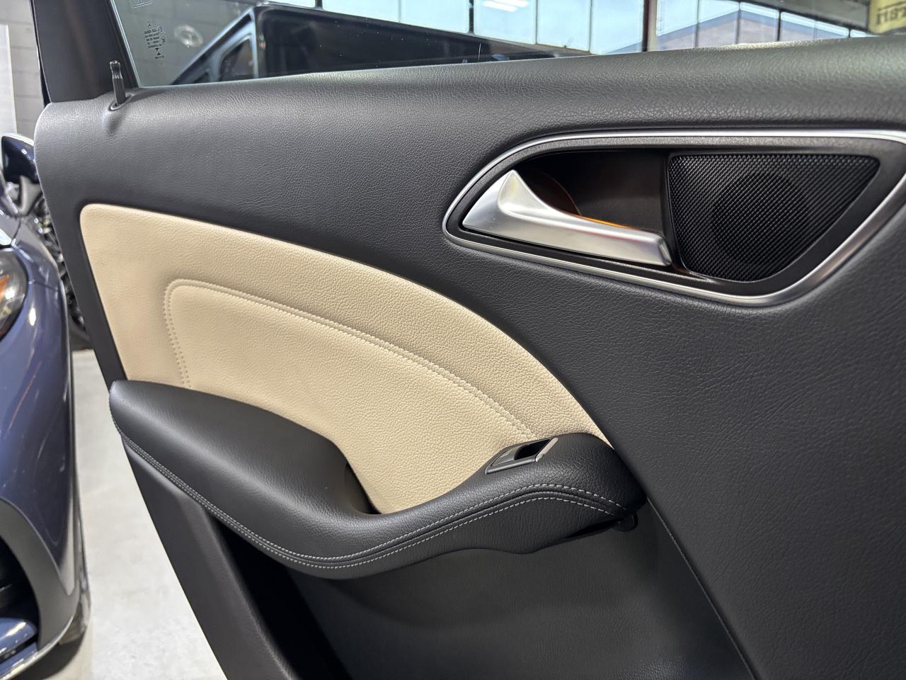 2018 Mercedes-Benz B-Class B250|4MATIC|SPORTSTOURER|NAV|CREAMLEATHER|SUNROOF| Photo