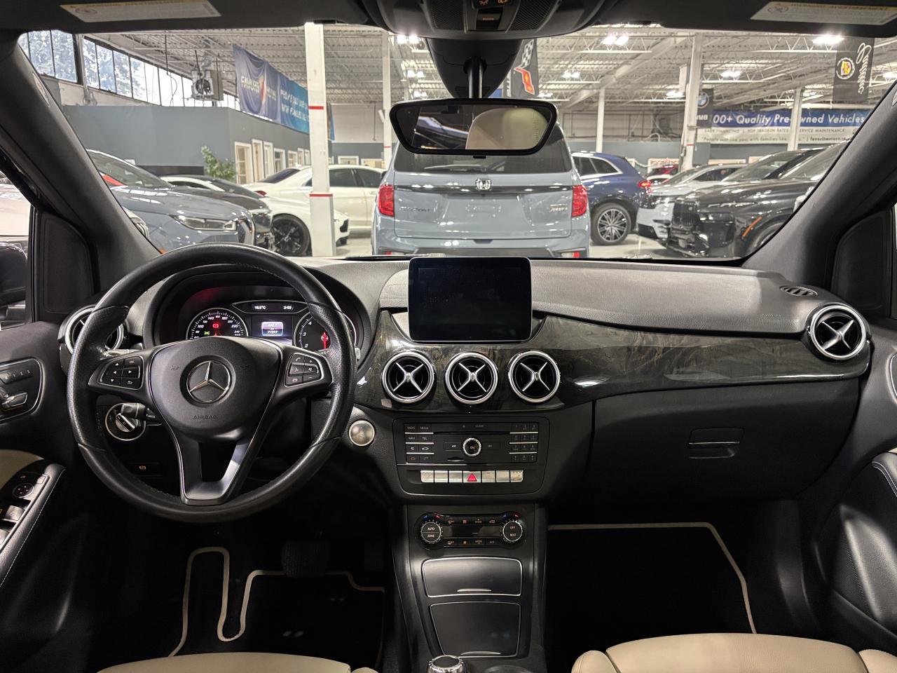 2018 Mercedes-Benz B-Class B250|4MATIC|SPORTSTOURER|NAV|CREAMLEATHER|SUNROOF| Photo