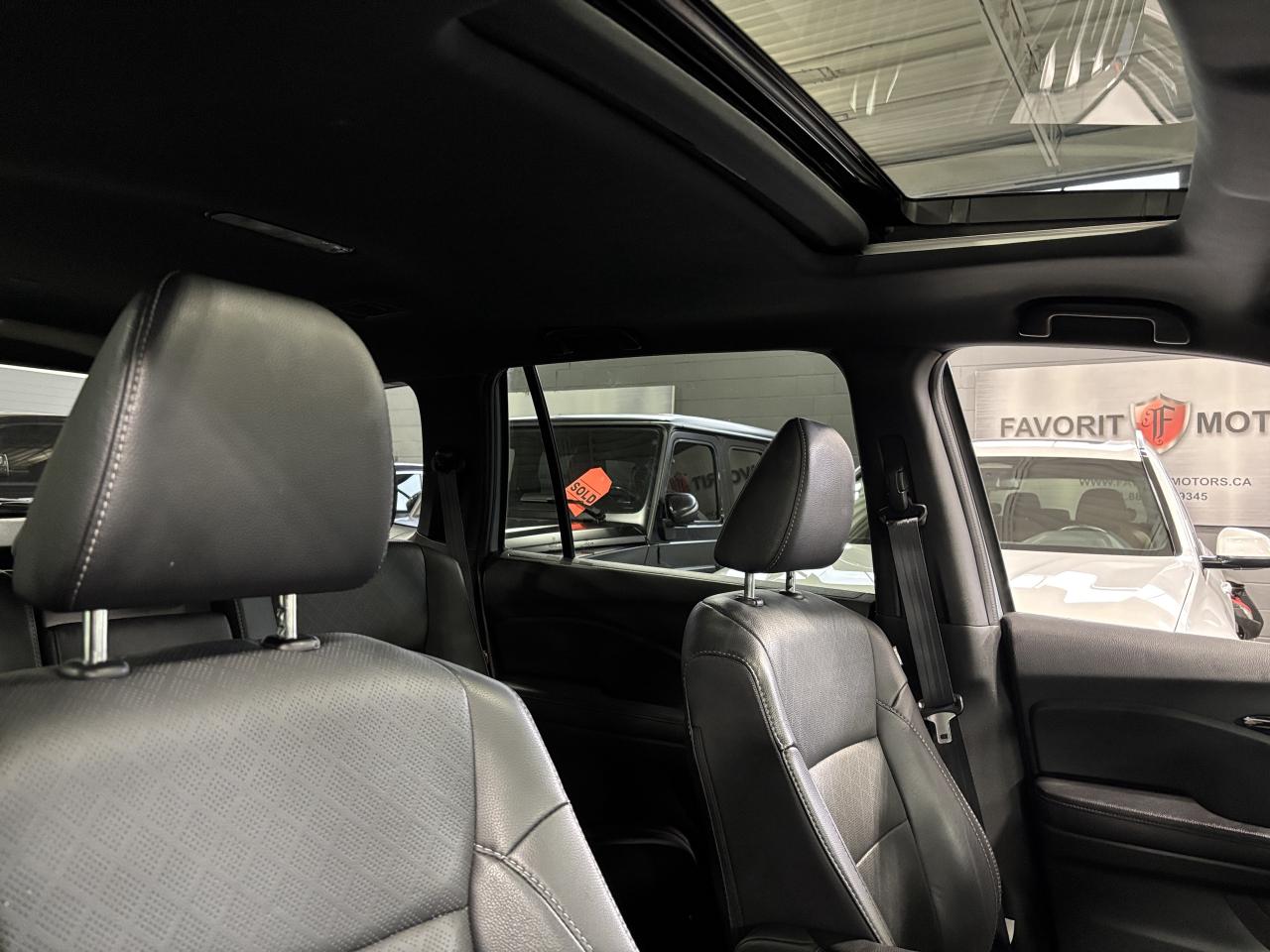 2022 Honda Passport Touring AWD|NAV|SUNROOF|BACKUPCAM|LEATHER|SAFETECH Photo