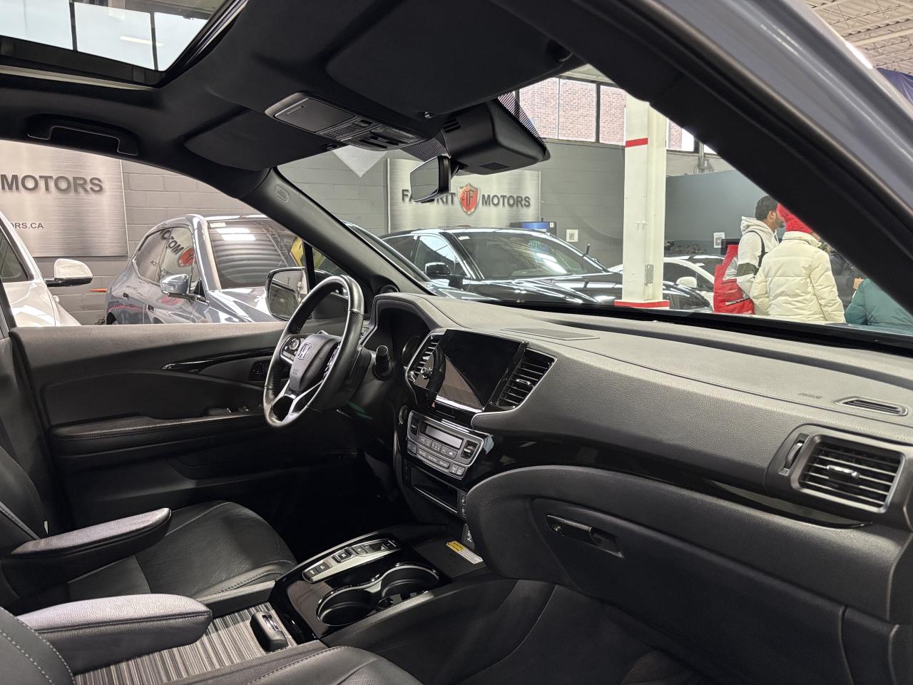 2022 Honda Passport Touring AWD|NAV|SUNROOF|BACKUPCAM|LEATHER|SAFETECH Photo