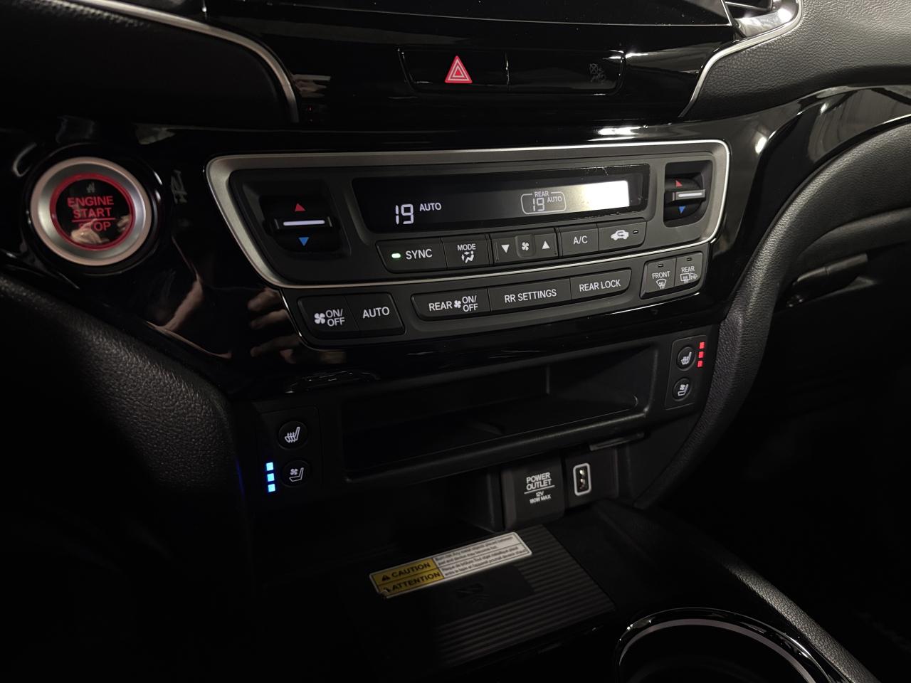 2022 Honda Passport Touring AWD|NAV|SUNROOF|BACKUPCAM|LEATHER|SAFETECH Photo