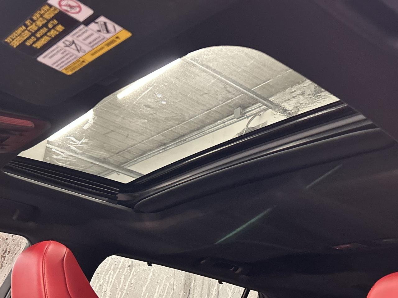 2021 Toyota Highlander XSE AWD | 7-PASS | SUNROOF | RED LEATHER | CARPLAY Photo