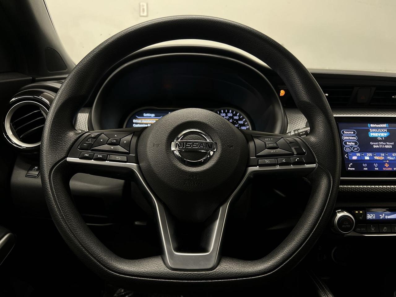 2019 Nissan Kicks SV | HTD SEATS | CARPLAY | REAR CAM | 17IN ALLOYS Photo