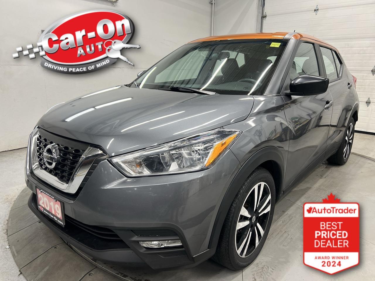 2019 Nissan Kicks SV | HTD SEATS | CARPLAY | REAR CAM | 17IN ALLOYS Photo0