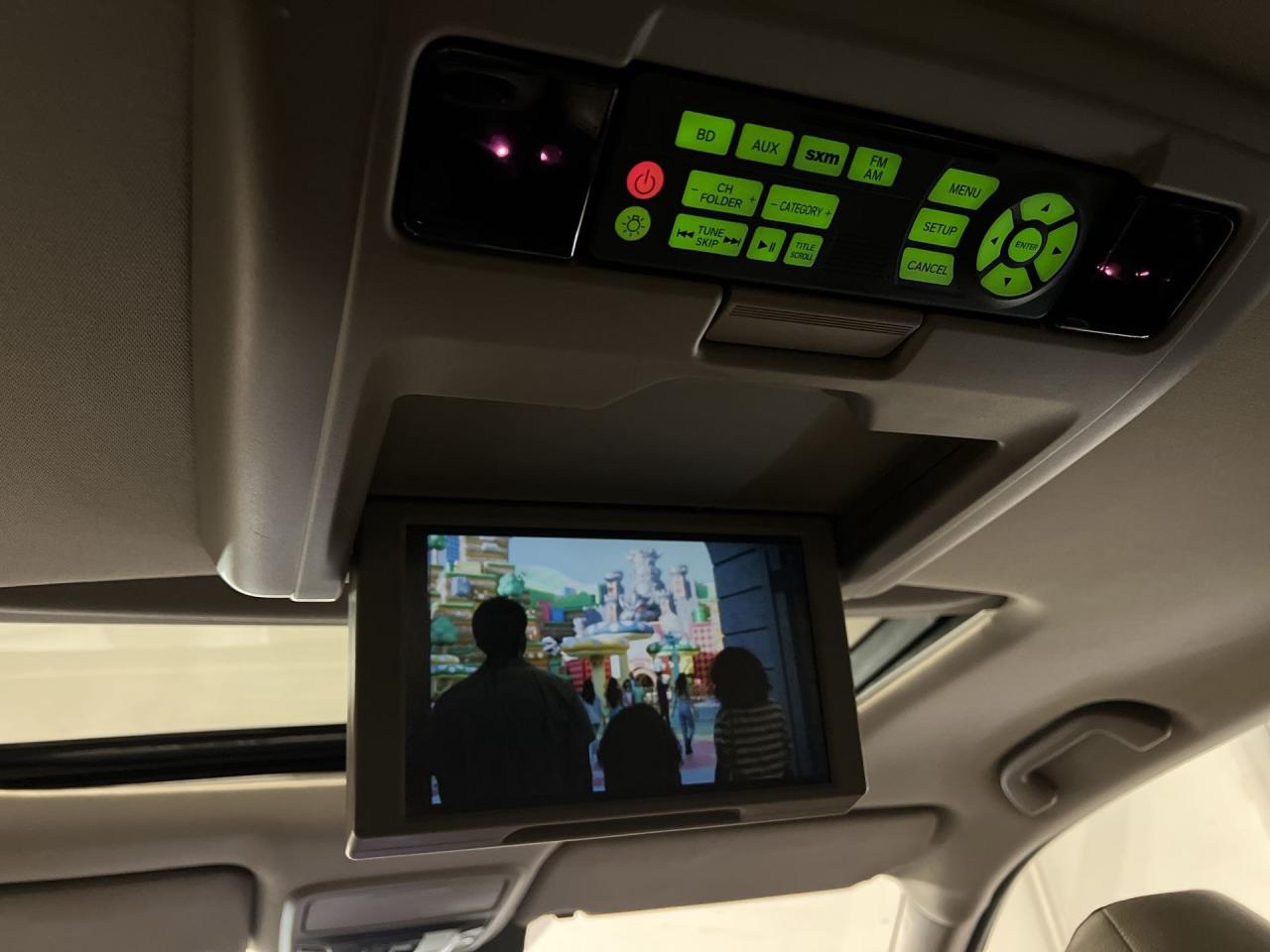 2016 Honda Pilot TOURING AWD | 7-PASS | HTD LEATHER | SUNROOF | DVD Photo2