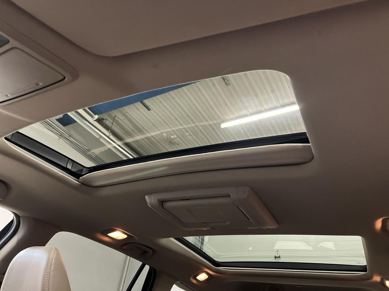 2016 Honda Pilot TOURING AWD | 7-PASS | HTD LEATHER | SUNROOF | DVD Photo