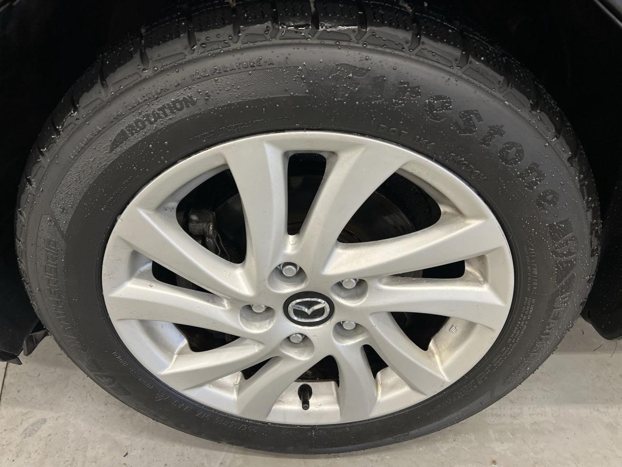 2013 Mazda MAZDA3 Sport GS | LOW KMS! | SUNROOF | HTD SEATS | 16IN ALLOYS Photo