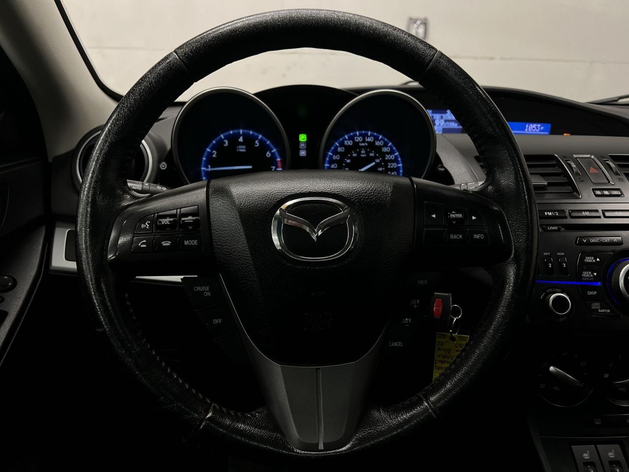 2013 Mazda MAZDA3 Sport GS | LOW KMS! | SUNROOF | HTD SEATS | 16IN ALLOYS Photo