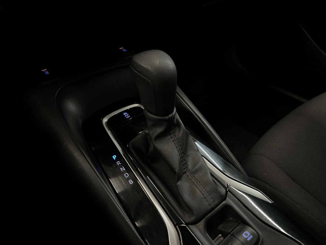 2022 Toyota Corolla LE | HEATED SEATS | CARPLAY | ADAPT. CRUISE | A/C Photo