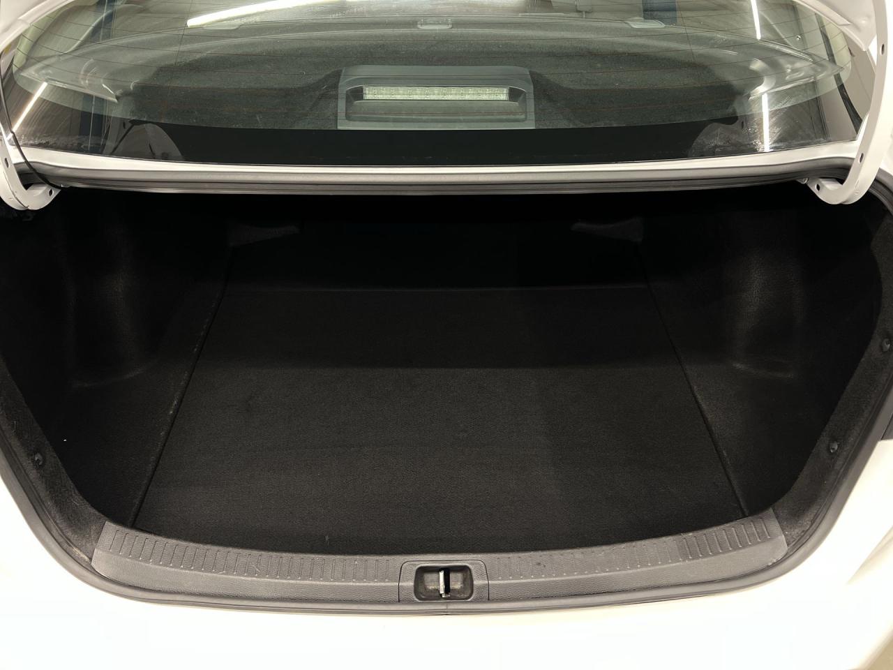 2022 Toyota Corolla LE | HEATED SEATS | CARPLAY | ADAPT. CRUISE | A/C Photo