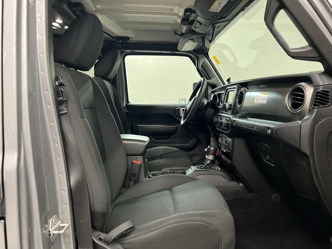 2019 Jeep Wrangler Unlimited 4X4 | HTD SEATS |REMOTE START | ALLOYS | HARDTOP Photo