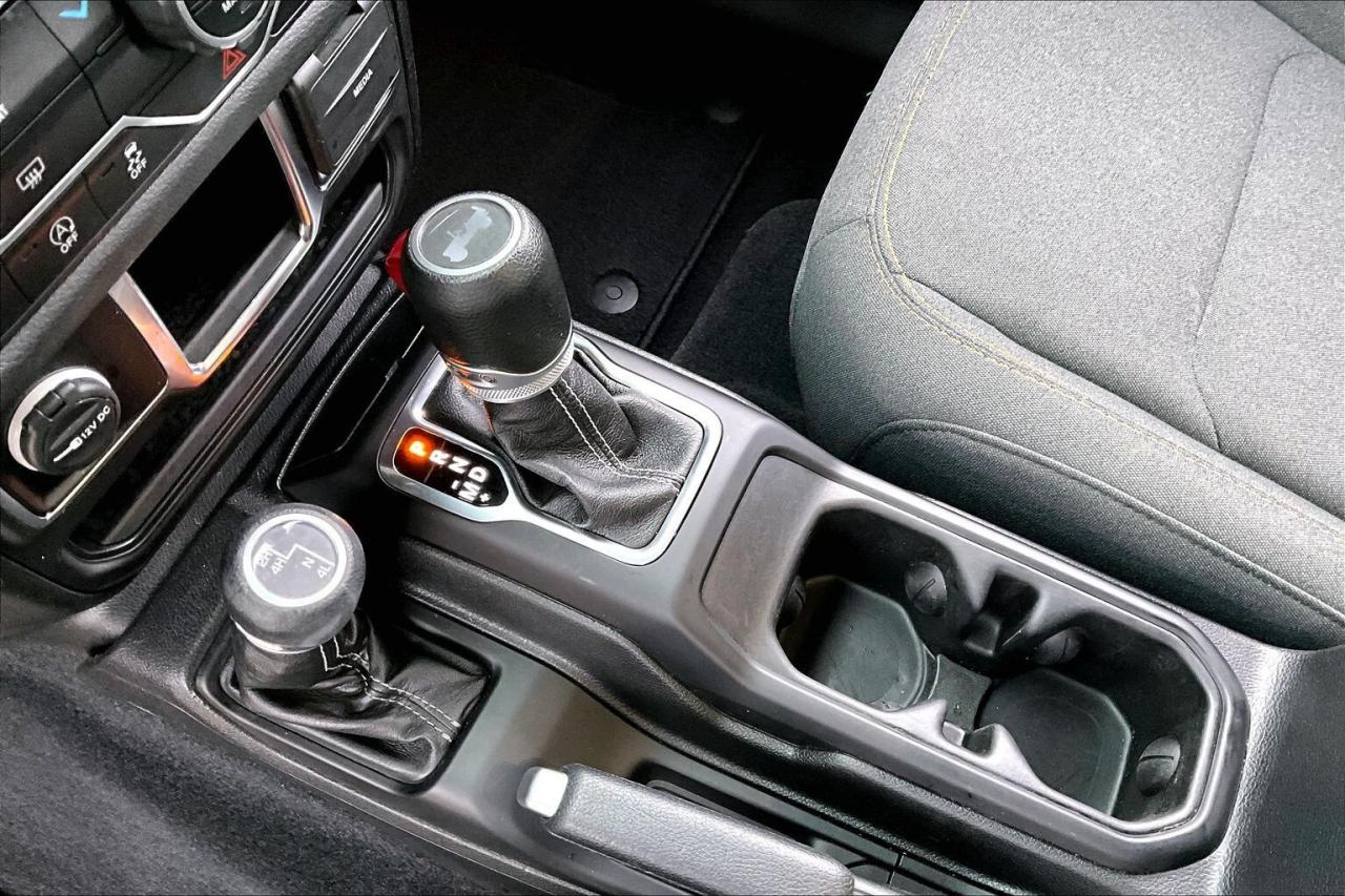 2024 Jeep Wrangler Sport 4Dr | 12" Screen | HardTop | 4X4 Photo