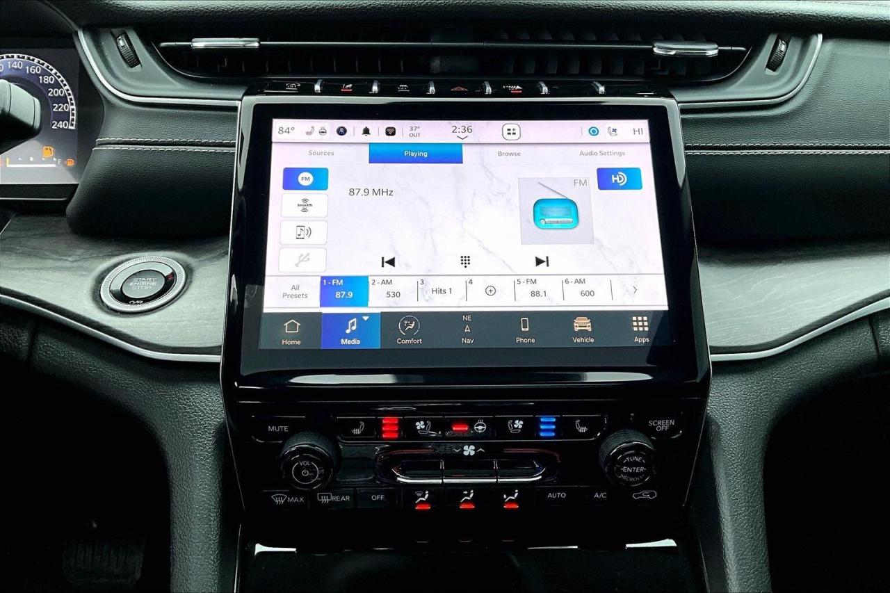 2024 Jeep Grand Cherokee L Limited | BlackAppearance | LuxTech | Alpine | 4X4 Photo