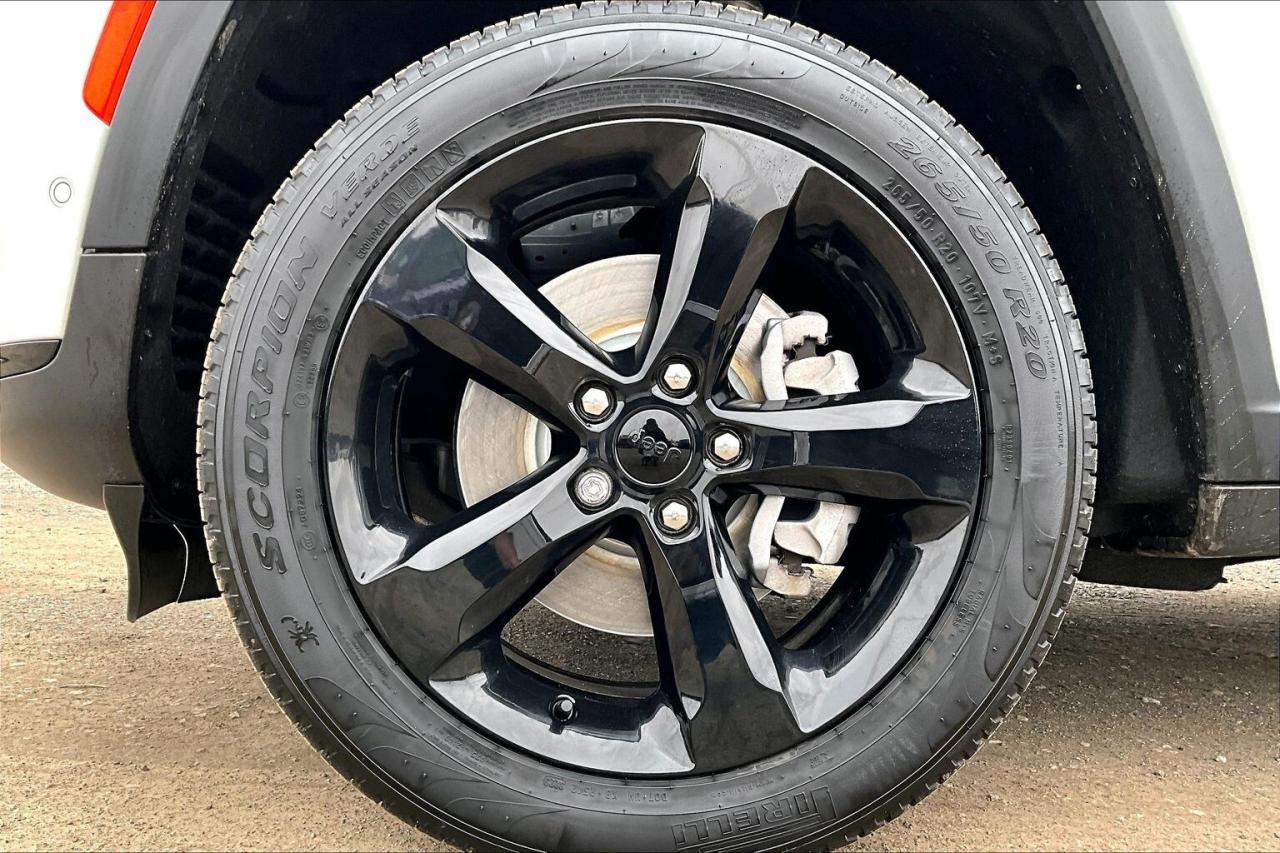 2024 Jeep Grand Cherokee L Limited | BlackAppearance | LuxTech | Alpine | 4X4 Photo