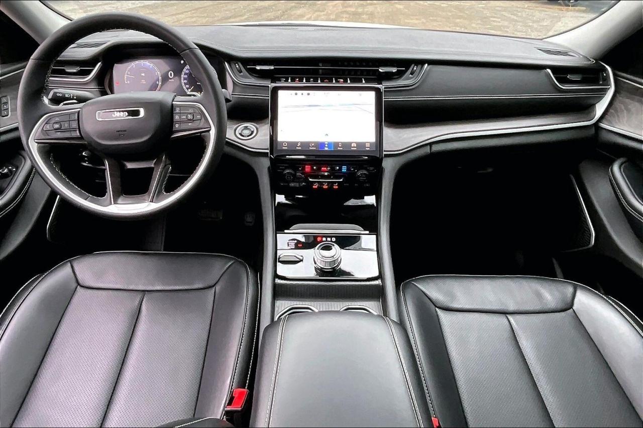 2024 Jeep Grand Cherokee L Limited | BlackAppearance | LuxTech | Alpine | 4X4 Photo