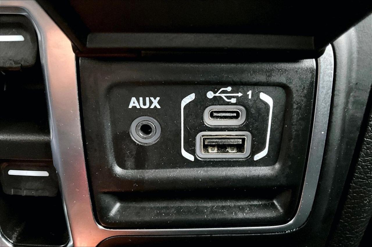 2021 Jeep Wrangler Sahara | Heated Cloth Seats | 7" Screen | 4X4 Photo