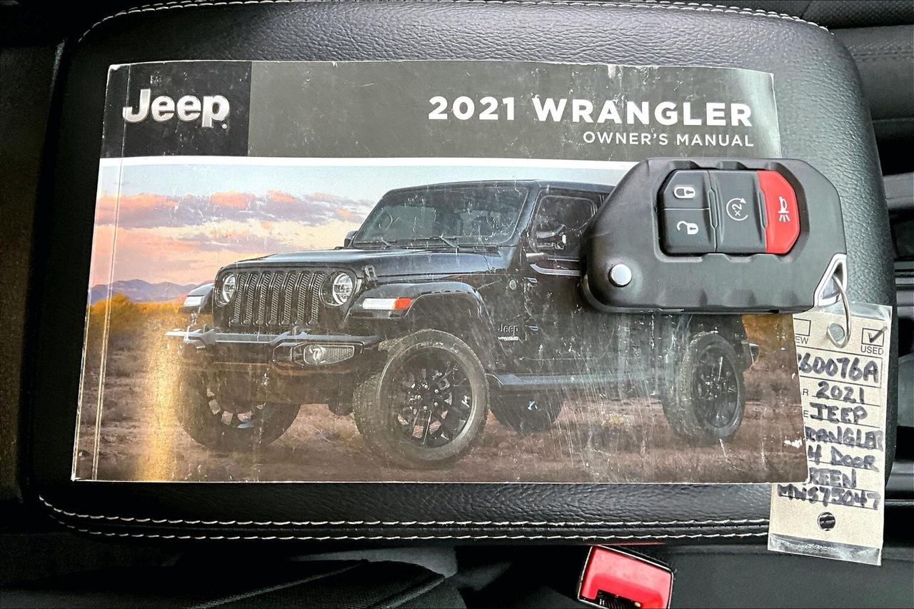 2021 Jeep Wrangler Sahara | Heated Cloth Seats | 7" Screen | 4X4 Photo