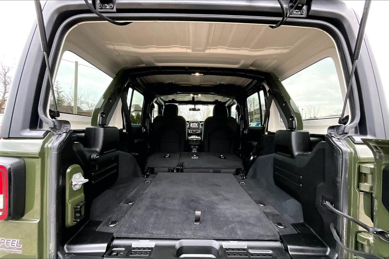 2021 Jeep Wrangler Sahara | Heated Cloth Seats | 7" Screen | 4X4 Photo