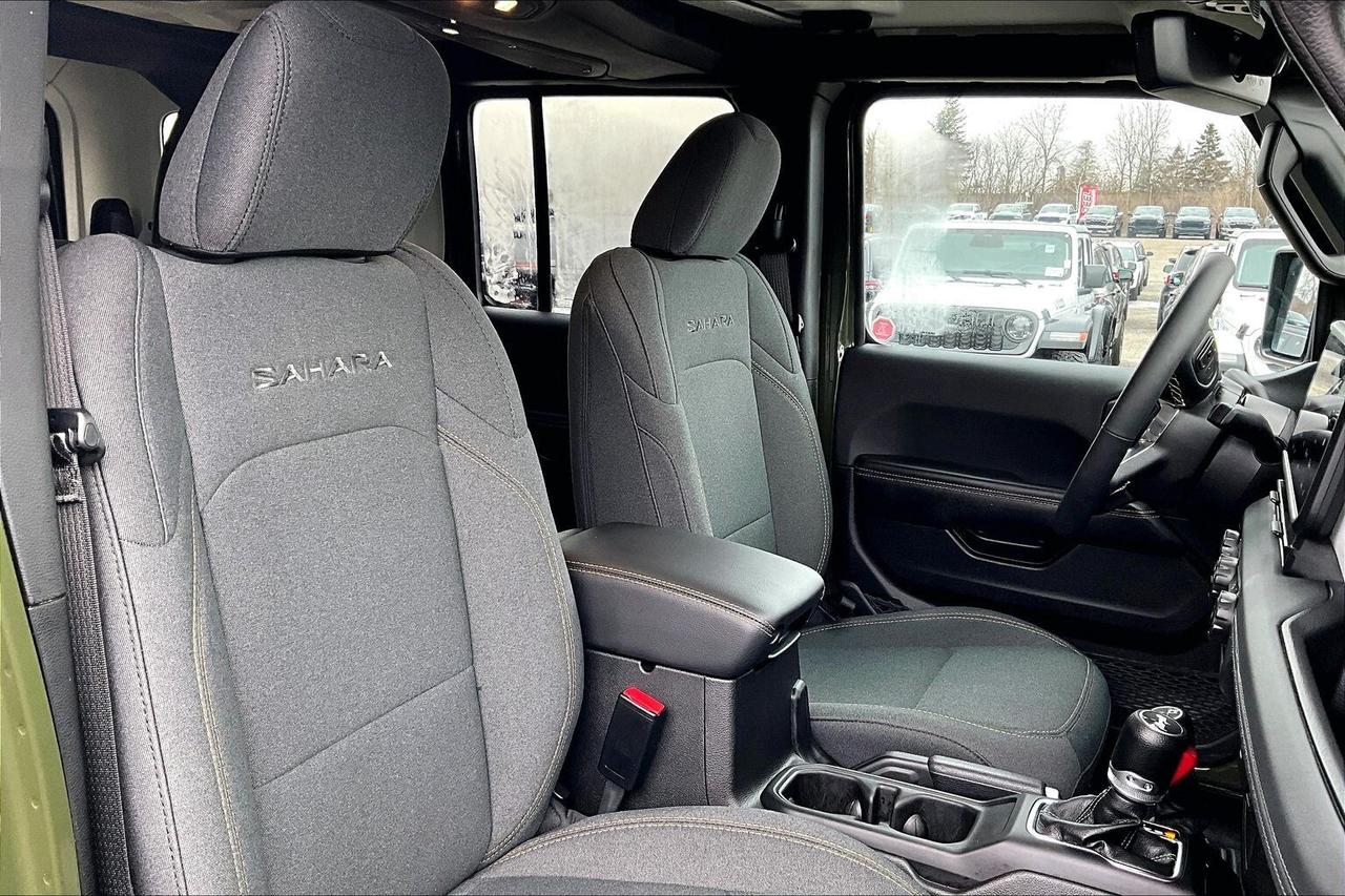 2024 Jeep Wrangler Sahara |Heated Cloth |12.3" NAV |Alpine |BSM |4X4 Photo