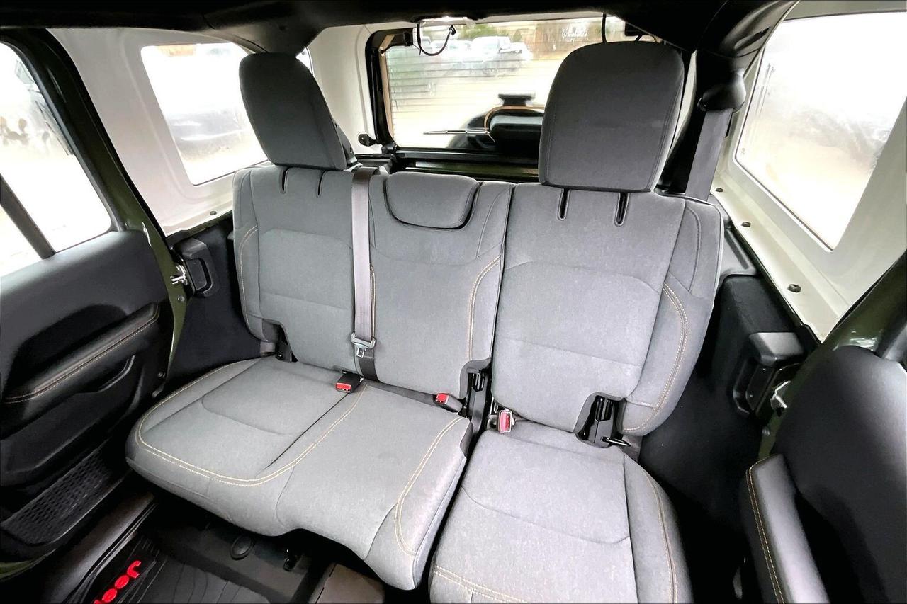 2024 Jeep Wrangler Sahara |Heated Cloth |12.3" NAV |Alpine |BSM |4X4 Photo