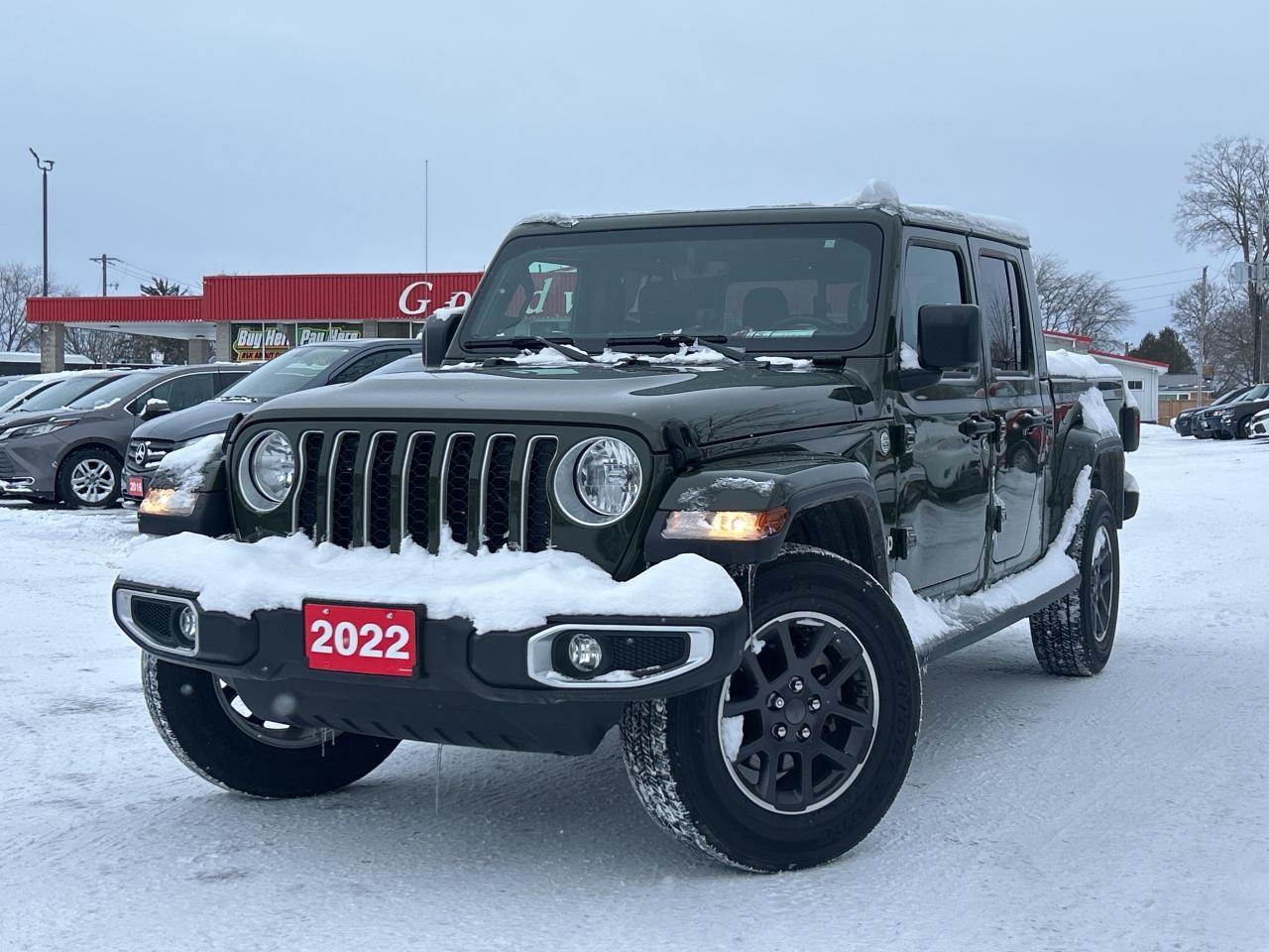 2022 Jeep Gladiator OVERLAND, CLEAN CARFAX, REMOTE START, LEATHER! - Photo #2