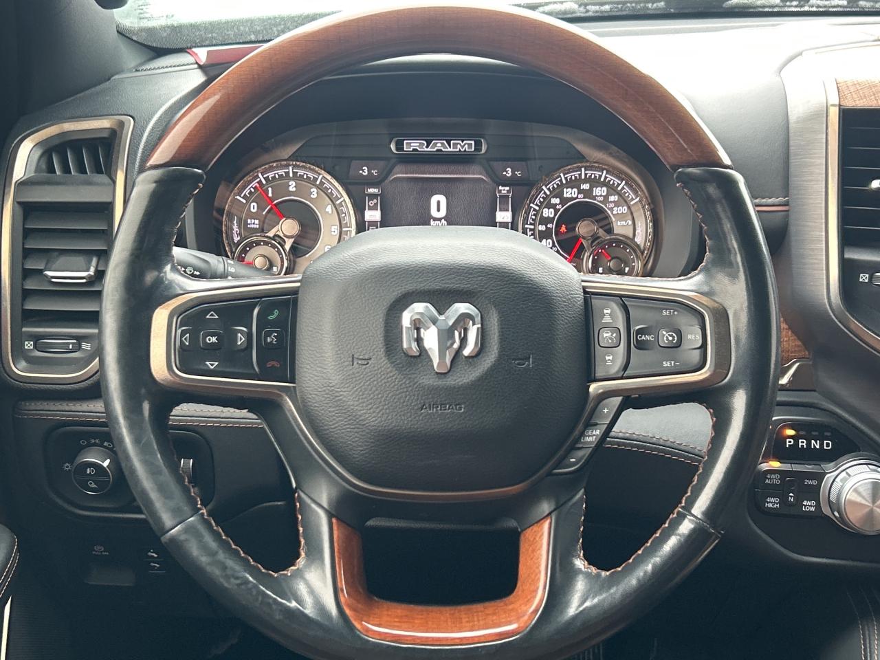 2019 RAM 1500 LARAMIE LONGHORN, FULLY LOADED, ALL THE TOYS! - Photo #15