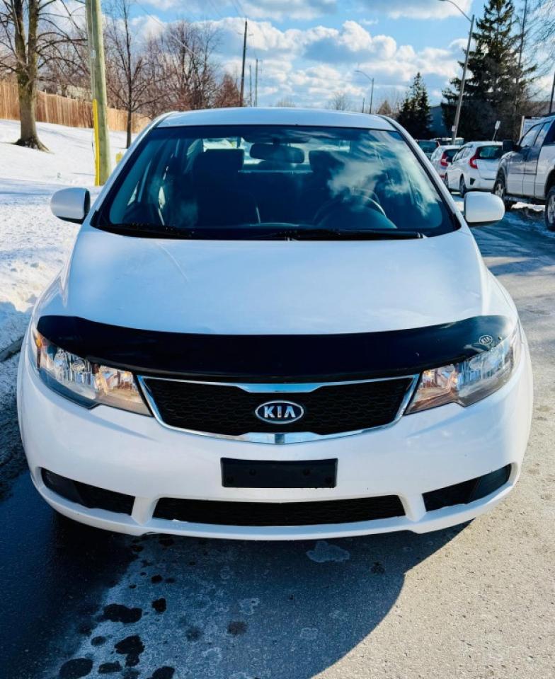 2011 Kia Forte LX Photo