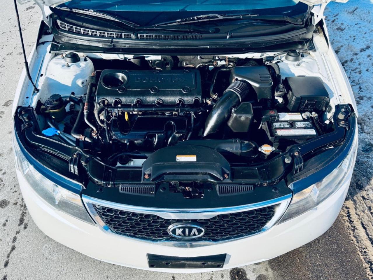 2011 Kia Forte LX Photo