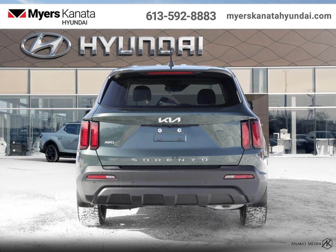 2022 Kia Sorento  Photo2