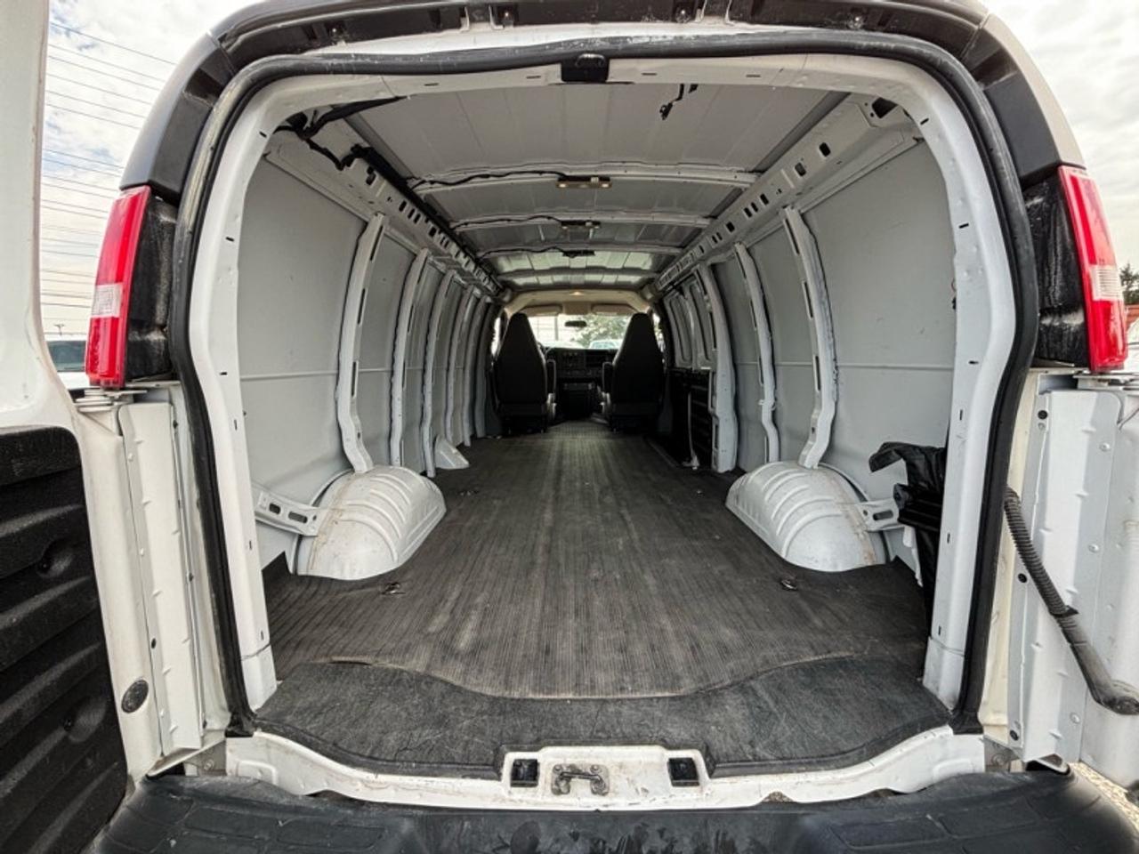 2021 Chevrolet Express Cargo Van WT RWD 2500 155  REAR CAM EXTENDED Photo